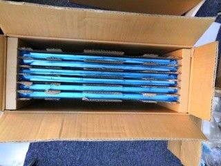 19" 1300cd/m2 SXGA 1280x1024 TFT LCD Panel G190EAN01.1 89/89/89/89 (Typ.)