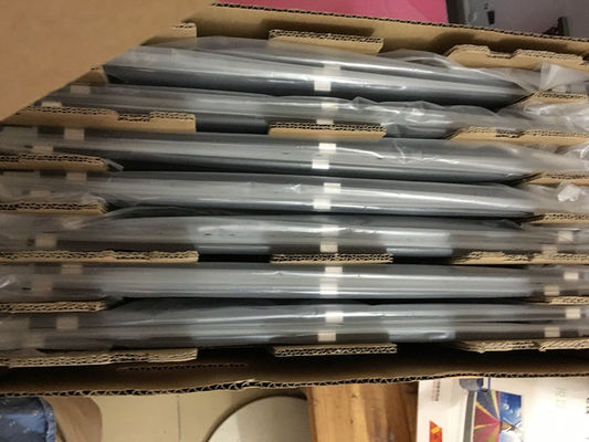 LM201W01-SLA1 LG. LCD 20,1" 1680 ((RGB) × 1050 300 cd/m2